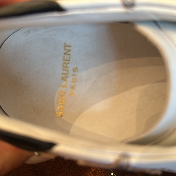 Gorgeous Saint Laurent, YSL 38! Perfect condition! Very versatile & classic! - Picture 6 of 6